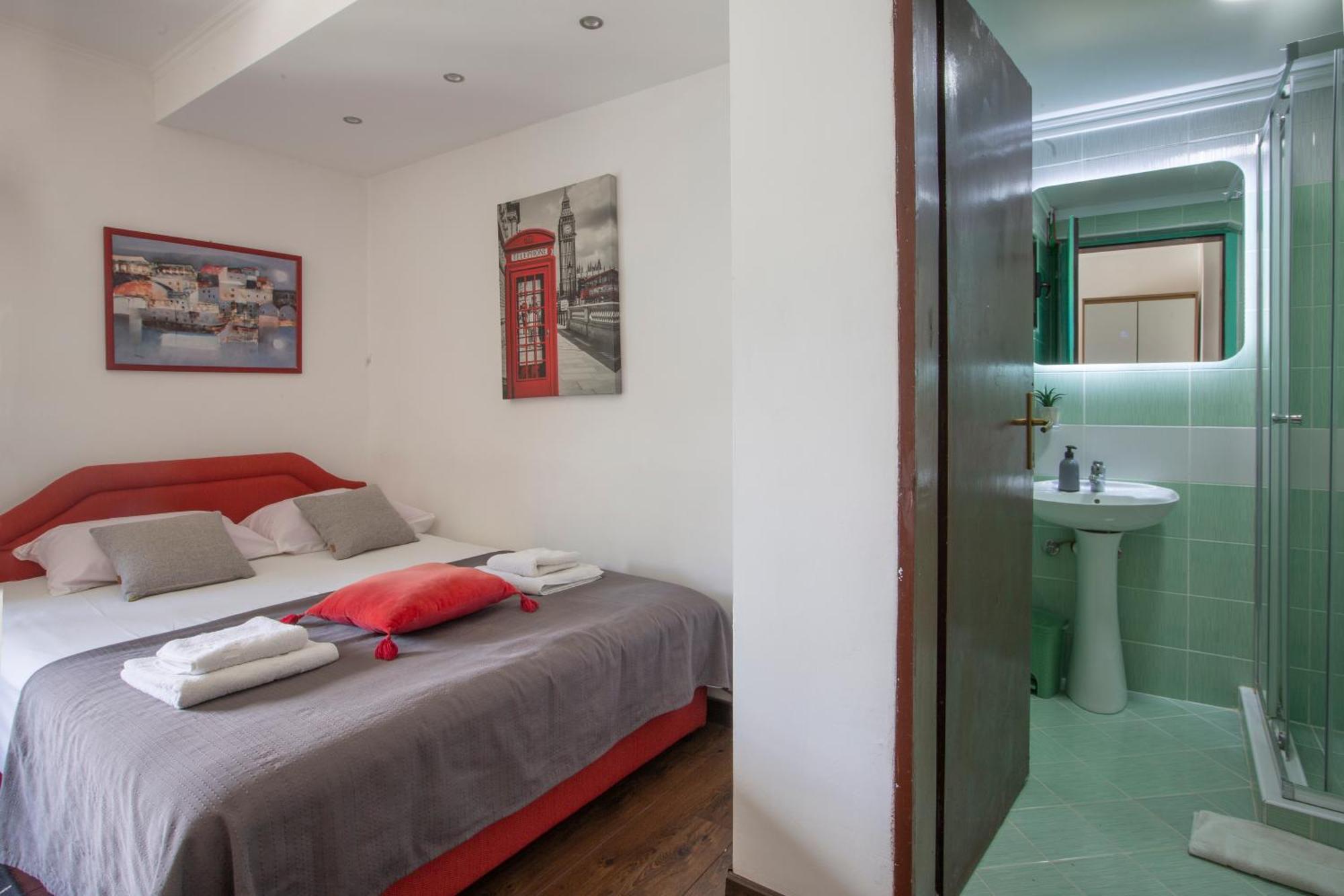 Apartments Maxhit Tivat Exterior foto